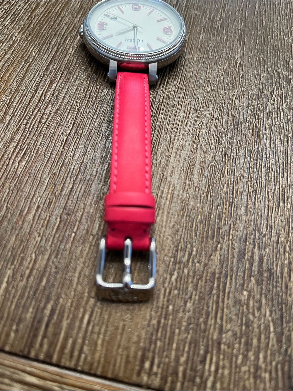 Fossil Women’s Watch Leather Strap Pink Round Face Adjustable Silver Like New - Picture 8 of 9